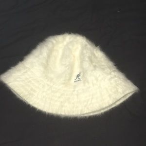 Kangol angora white hat